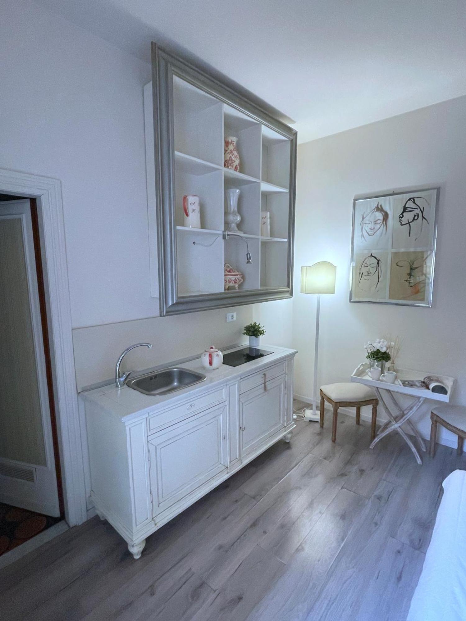 Charming Studio Next To The Duomo Florence Exterior photo