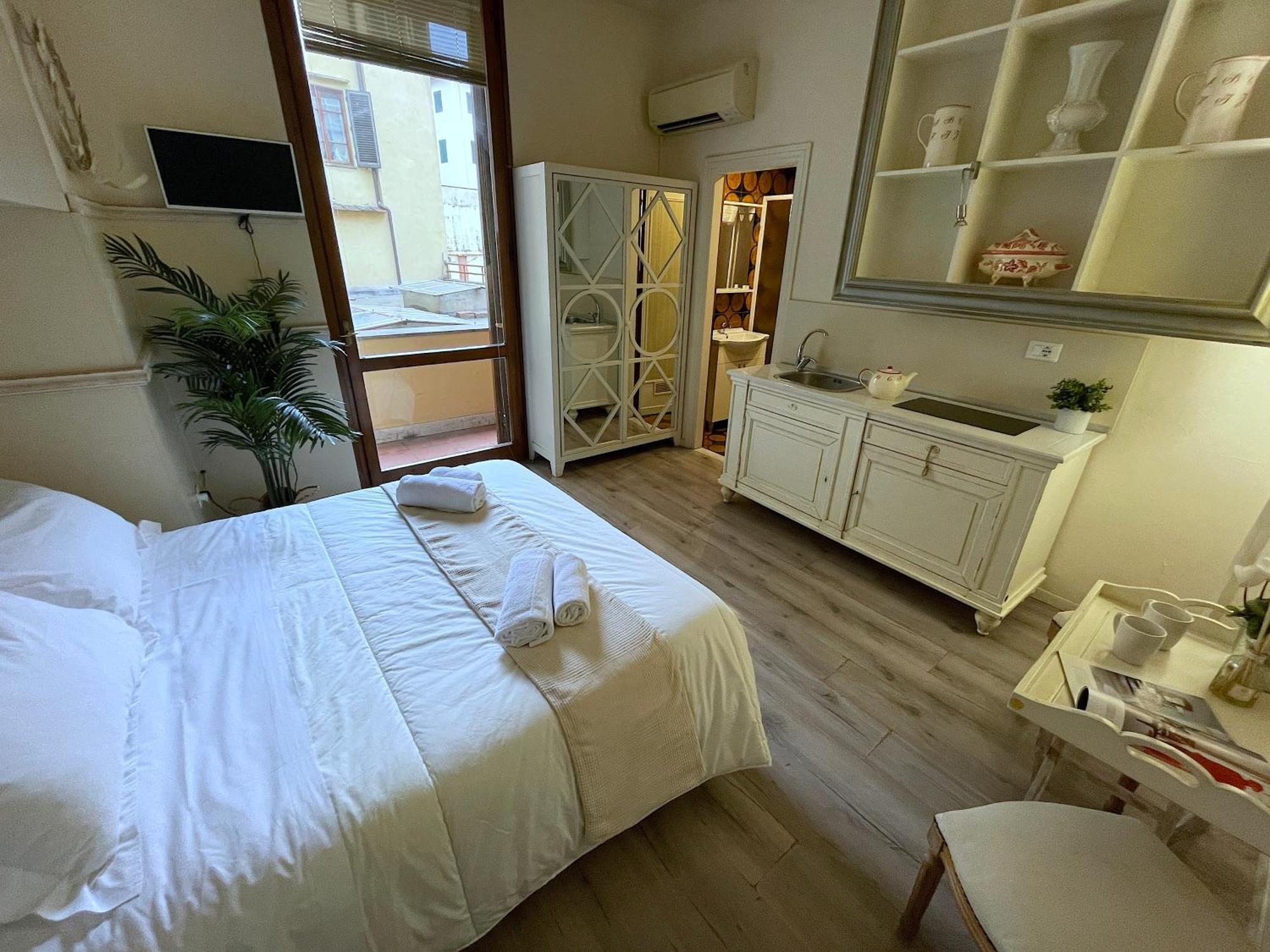 Charming Studio Next To The Duomo Florence Exterior photo